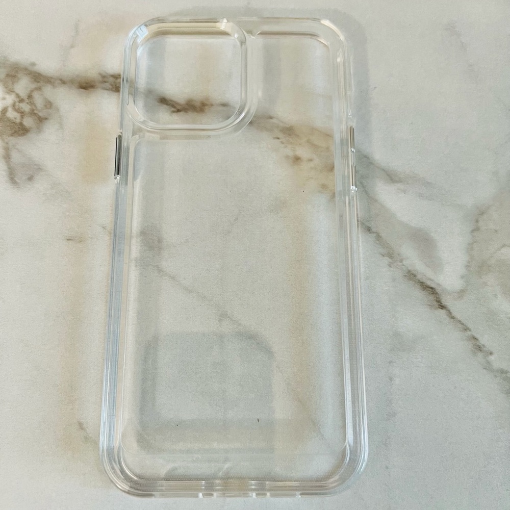 Amazing quality, iPhone 13 Pro Clear Case